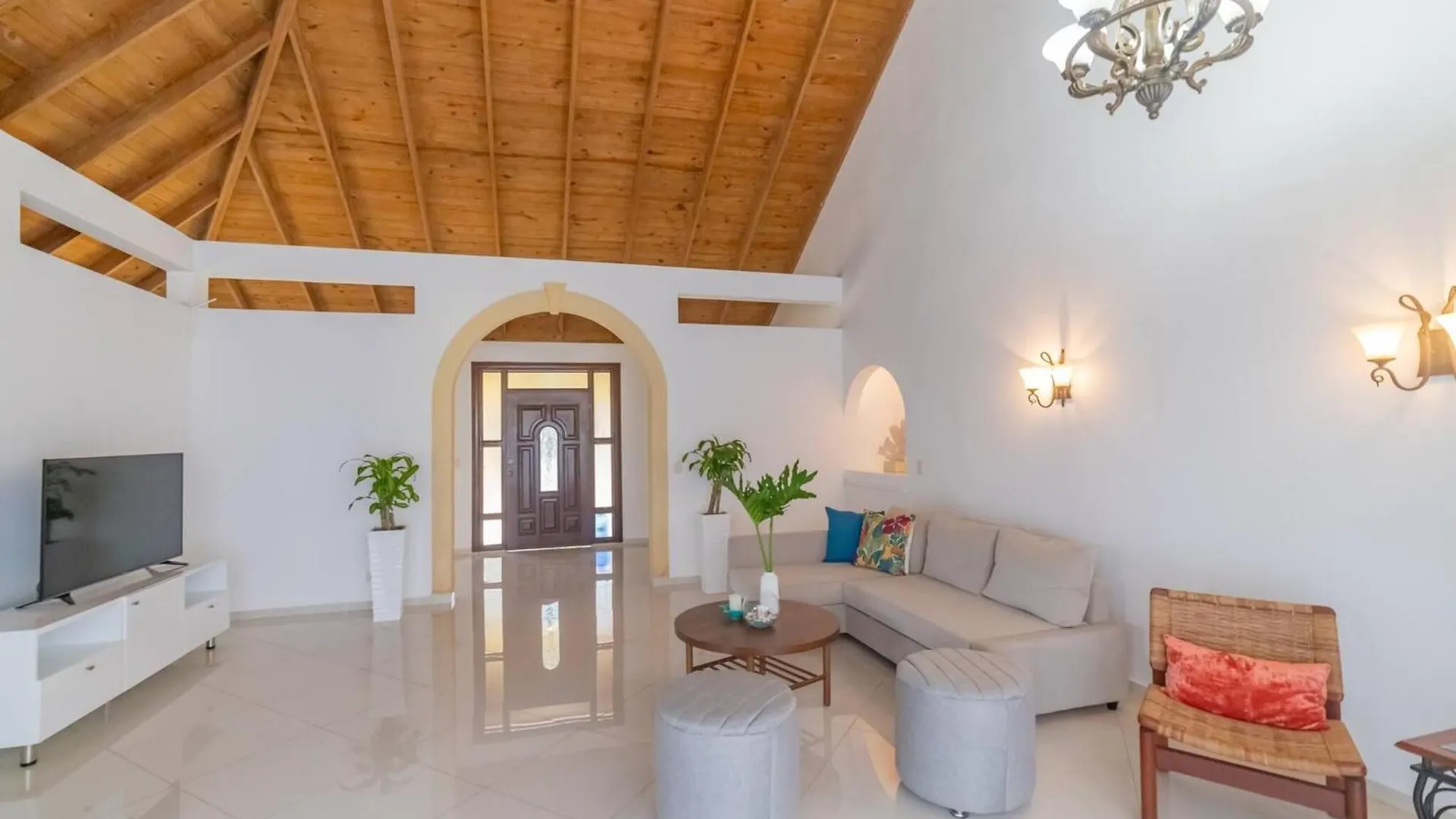 Вилла Casati Pearl House, Big House With Private Pool Бомбита