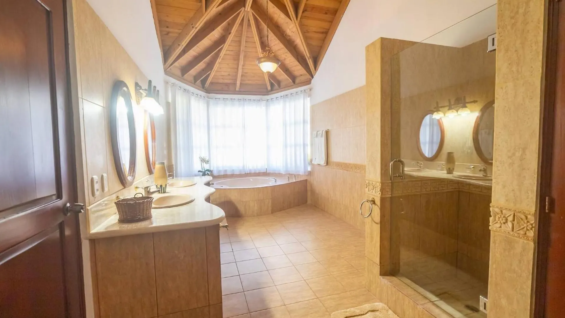 Вилла Casati Pearl House, Big House With Private Pool Бомбита 0*,  Доминиканская Республика